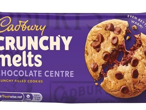 Cadbury Crunchy Melts Chocolate Centre Chocolate Chip Cookies 156g